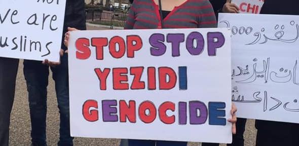 Title: Yazidi demonstration in front of the White House in Washington DC. Creator: Êzîdîxan. Source: https://tinyurl.com/y7c6ktpe. Licence: CC BY-SA 4.0 Title: Yazidi demonstration in front of the White House in Washington DC. Creator: Êzîdîxan. Source: https://tinyurl.com/y7c6ktpe. Licence: CC BY-SA 4.0